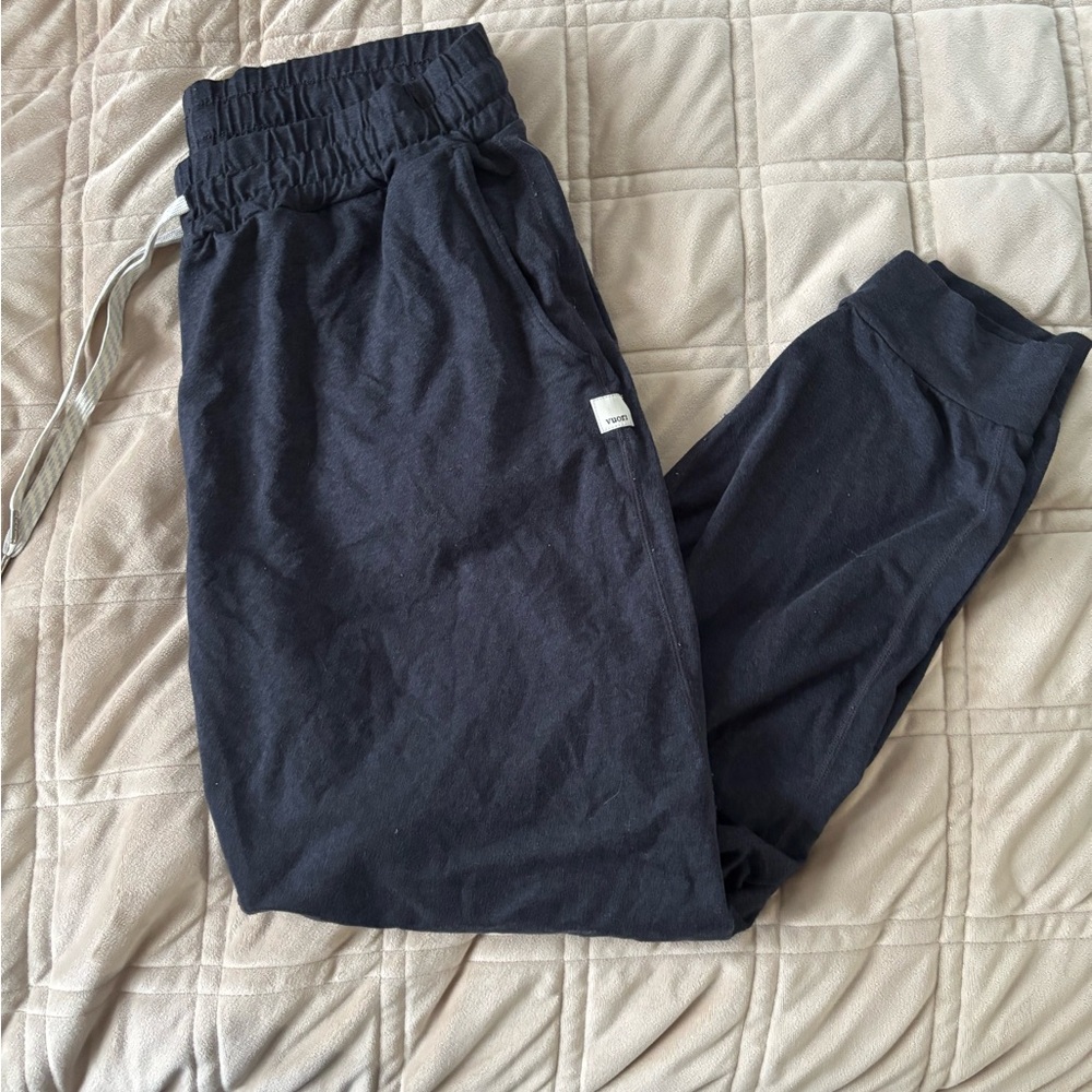 Vuori Navy Performance Jogger - Picture 2 of 6